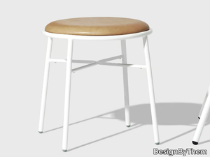 PIPER - Low stool with integrated cushion _ DesignByThem