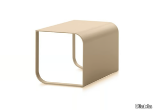 ARUMI 2 - Aluminium garden side table _ Diabla