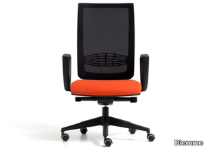 GOAL - Mesh office chair with armrests with 5-Spoke base _ Diemme