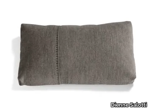 D200 - Solid-color rectangular fabric cushion with removable cover _ Dienne Salotti