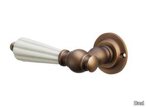 ELISA - Brass and porcelain door handle on rose _ Dnd