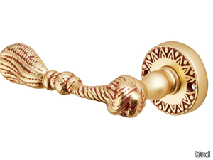 FIOCCO - Brass door handle on rose _ Dnd
