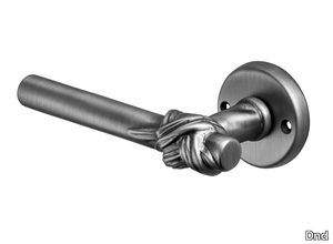 FRAMMENTO - Brass door handle on rose _ Dnd