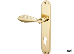 BARBARA - Brass door handle on back plate _ Dnd