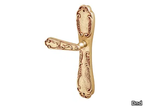 NOEMI - Brass door handle on back plate _ Dnd