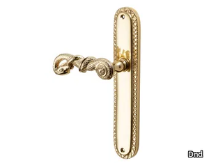 CHEOPE - Brass door handle on back plate _ Dnd