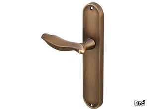 CHIARA - Brass door handle on back plate _ Dnd