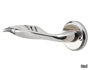 FOGLIA - Brass door handle on rose _ Dnd