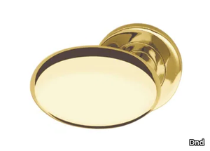 GLOBO - Brass door handle on rose _ Dnd