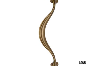 LATINA - Brass pull handle _ Dnd