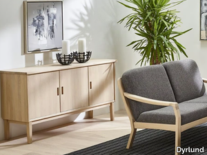 4340 - Wooden sideboard with doors _ Dyrlund