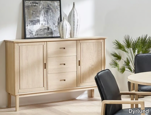 4402 - Wooden sideboard with doors _ Dyrlund