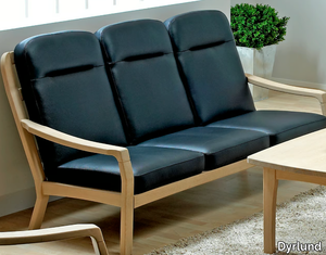 1260HK - 3 seater wooden sofa _ Dyrlund