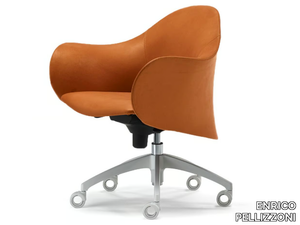 LOPOD - With 5-spoke base tanned leather easy chair with castors _ ENRICO PELLIZZONI