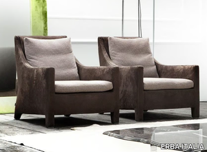 PENSIERO - Upholstered armchair with armrests _ ERBA ITALIA