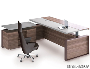 ALTAGAMMA - Leather and veneer executive desk _ ESTEL GROUP