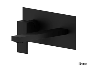 ITALIA R BLACK - Wall-mounted single handle washbasin mixer _ Ercos