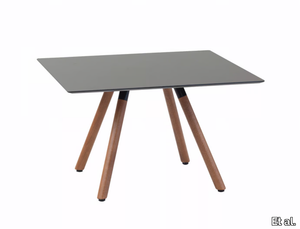 JET 522Q - Square coffee table with wooden legs _ Et al.