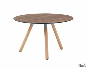 JET 522T - Round coffee table with wooden legs _ Et al.