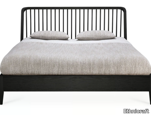 OAK BLACK SPINDLE - Oak bed _ Ethnicraft