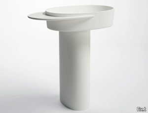 PLATEAU - Oval pedestal Livingtec® washbasin _ Ex.t