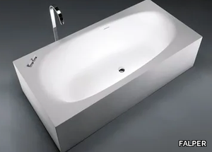 VASCAMISURA - Freestanding rectangular Cristalplant® bathtub _ FALPER