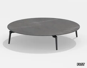 AIKANA - Low round table in painted aluminum with top in porcelain stoneware _ FAST