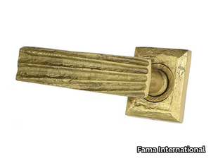 HOLLYWOOD HO14 - Brass door handle on rose _ Fama International