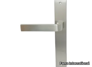 ITALIAN DESIGN - MENTUCCIA-PLACCA - Door handle on back plate _ Fama International