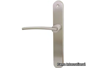 ITALIAN DESIGN - FOREVER-PLACCA - Brass door handle on back plate _ Fama International