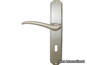 ITALIAN DESIGN - PERVINCA-PLACCA - Brass door handle on back plate _ Fama International