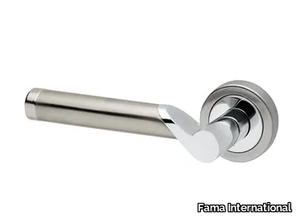 ITALIAN DESIGN - VITAL - Steel door handle on rose _ Fama International