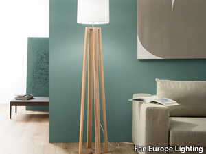 BERRY - Wooden floor lamp _ Fan Europe Lighting