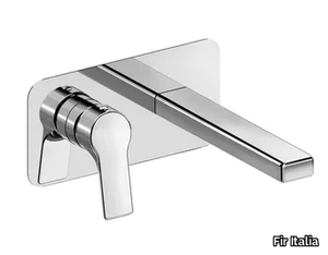 HANDY 52 - 5210108 - Wall-mounted brass washbasin mixer with plate _ Fir Italia