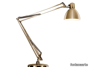 NASKA - Adjustable metal table lamp _ FontanaArte