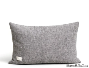 AYMARA - Solid-color rectangular alpaca cushion _ Form & Refine