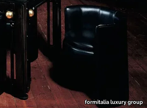 LEONARDO - Upholstered leather armchair with armrests _ formitalia luxury group