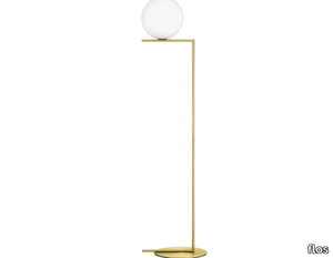 IC LIGHTS F2 - Brass and blown glass floor lamp _ Flos