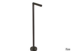 WALKSTICK PIPE - LED powder coated aluminium bollard light _ Flos