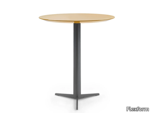 FLY - Round high table with 3-star base _ Flexform