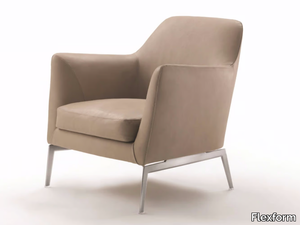 LUCE - Leather armchair with armrests _ Flexform