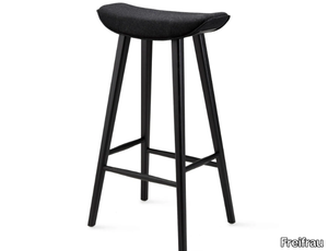 KYA BARSTOOL WOODEN FRAME - Fabric barstool with footrest _ Freifrau