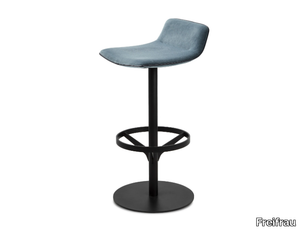 AMELIE BARSTOOL LOW - Upholstered fabric barstool with footrest _ Freifrau