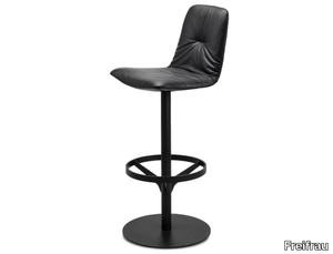 LEYA BAR CHAIR - Swivel barstool with back _ Freifrau