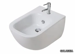 PLUS DESIGN - Wall-hung ceramic bidet _ GALASSIA