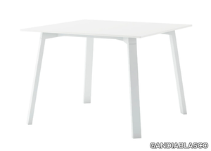 TIMELESS - Square thermo lacquered aluminium table _ GANDIABLASCO