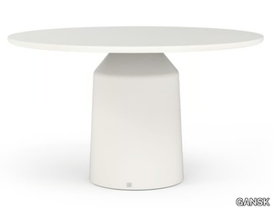 SIANA - Round fiberglass garden table _ GANSK