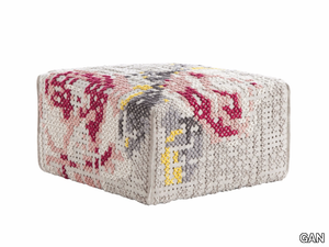 FLOWERS NATURAL - Upholstered wool pouf _ GAN