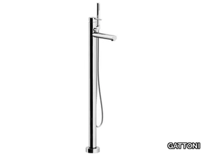 CIRCLE ONE 9008-90 - Single handle floor standing bathtub mixer with hand shower _ GATTONI