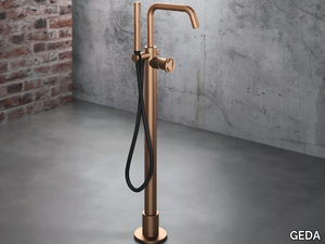 TIBÒ - Floor standing bathtub tap with hand shower _ GEDA